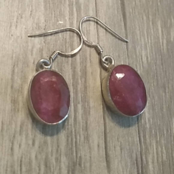 Ruby sterling silver earrings - Picture 5 of 5